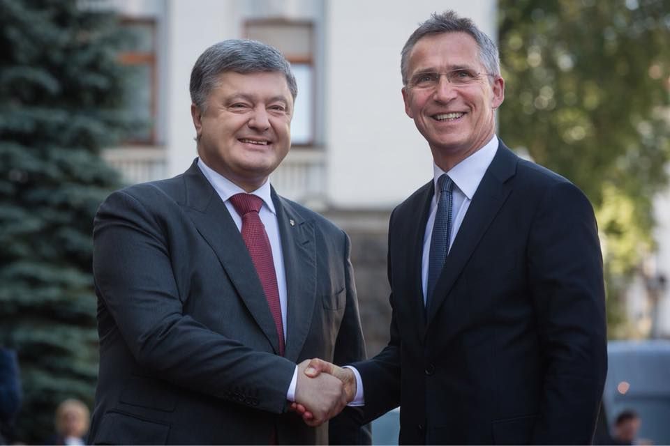 Порошенко оголосив наступну мету України в НАТО