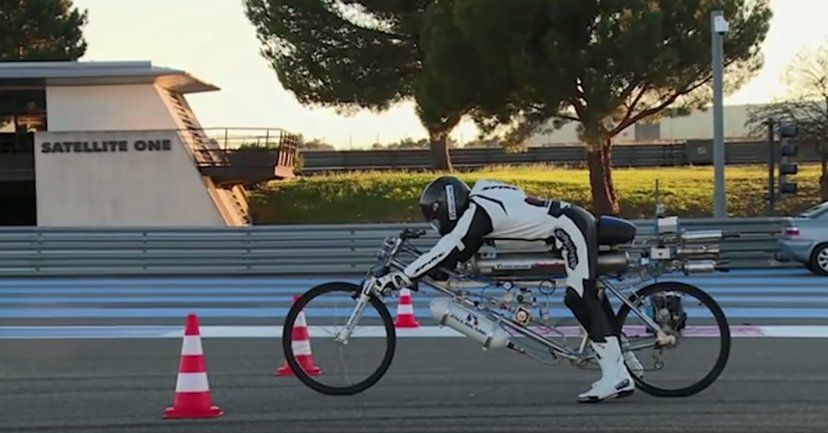 У Франції під час спроби встановити світовий рекорд загинув відомий велогонщик Франсуа Жіссі