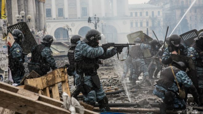 Сергій Горбатюк спростував слова Юрія Луценка щодо завершення розслідування розстрілів на Майдані