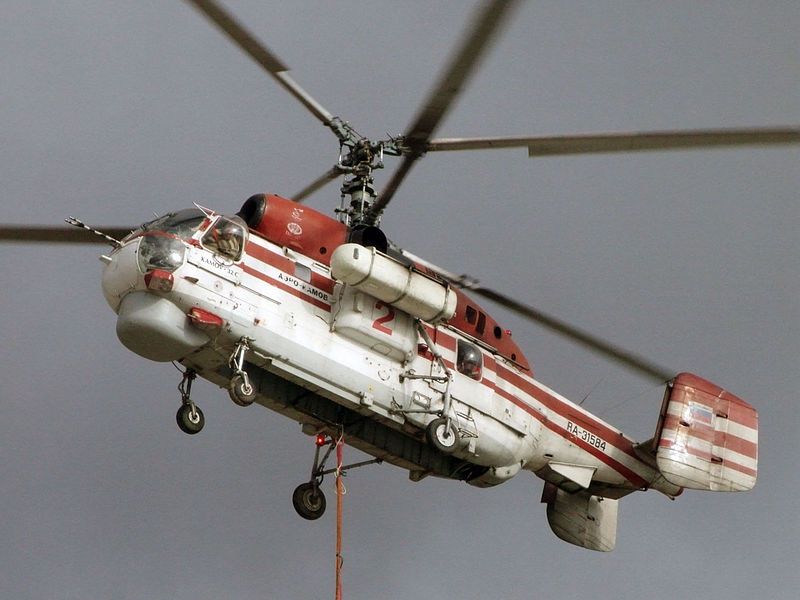 Під носом у Міноборони рі ГУР знищило російський вертоліт Ка-32 на аеродромі в Москві.