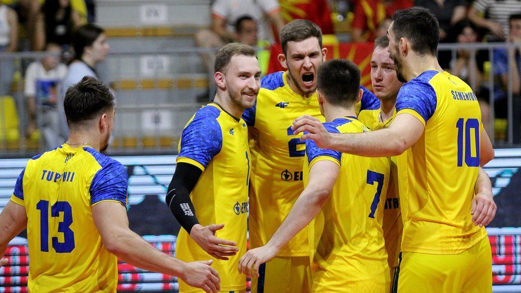 Збірна України з волейболу (Декілька лідерів збірної України відмовляються приєднуватися до команди - їм загрожують санкції від ФВУ).