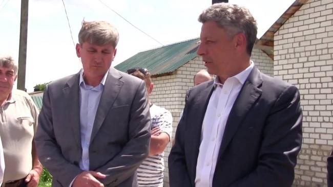 Брат одіозного екс-міністра оборони Лебедєва рветься в Раду