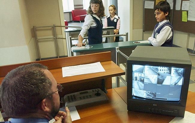 У школах і садочках Києва встановлять відеокамери на 1,1 млрд. грн.