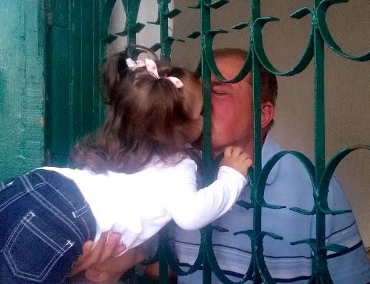 Ільмі Умеров у психлікарні бачить онуків лише через ґрати (фото)