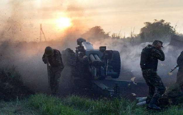 По Авдіївці з мінометів і арти гатили всю ніч