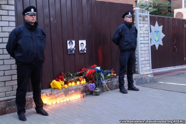 Дніпро прощатиметься з загиблими поліцейськими в театрі Горького