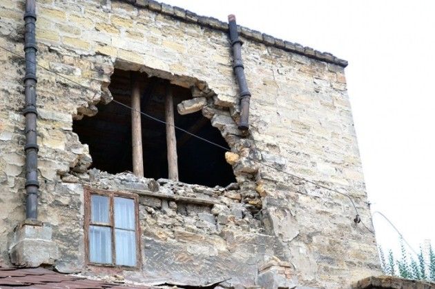 У центрі Одеси обвалився житловий будинок (відео)