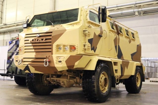 Армія поповниться броньованим всюдиходом «Хaлком»