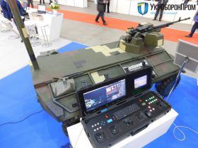 В Україні створили безпілотний бронетраспортер Фантом (відео)