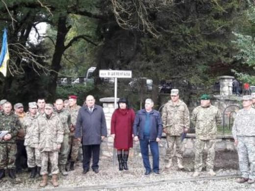 Вулицю у Сваляві назвали на честь загиблого героя Віктора Шепентала