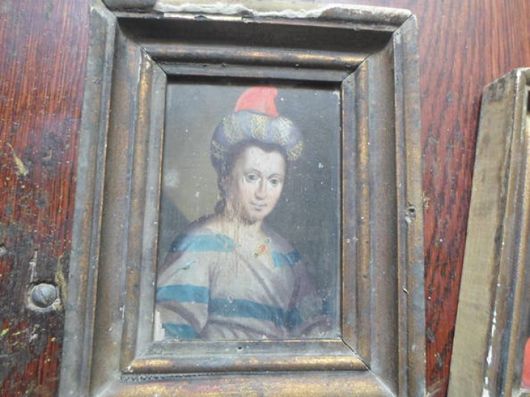 На онлайн-аукціоні виставили викрадені у Львові понад півстоліття тому портрети Хмельницьких