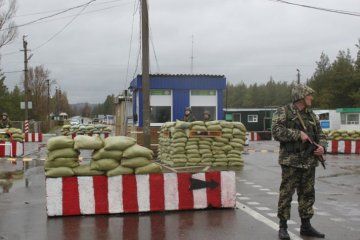 Контрольний пункт Майорськ закрили через сильні обстріли бойовиків