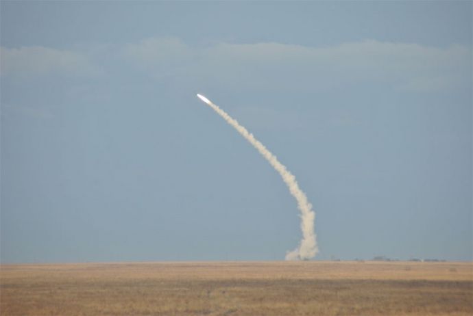 Українські ракети влучили у повітряні і надводні цілі на очах у НАТО (відео)