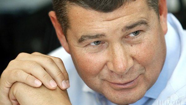 В НАБУ заявили про декілька громадянств депутата-втікача Онищенка