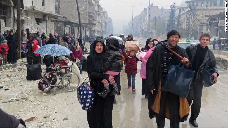 У Алеппо чекають на евакуацію 50 тисяч цивільних