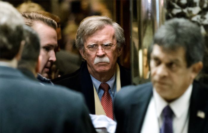 Дональд Трамп не бере на роботу вусанів і бороданів