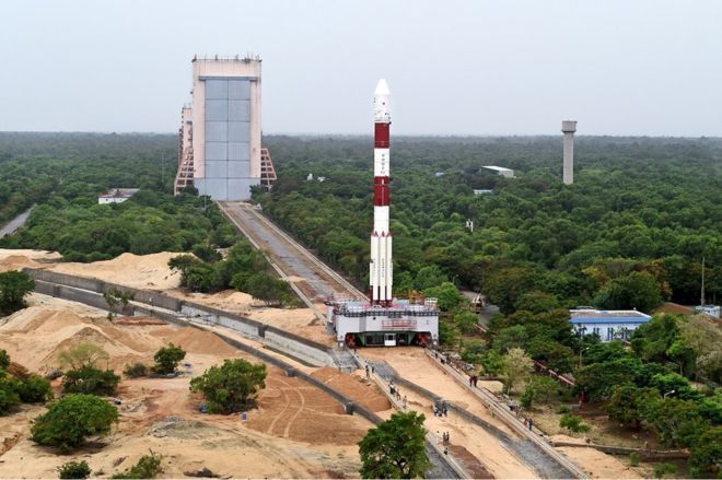 Індія одночасно запустила у космос 104 супутника