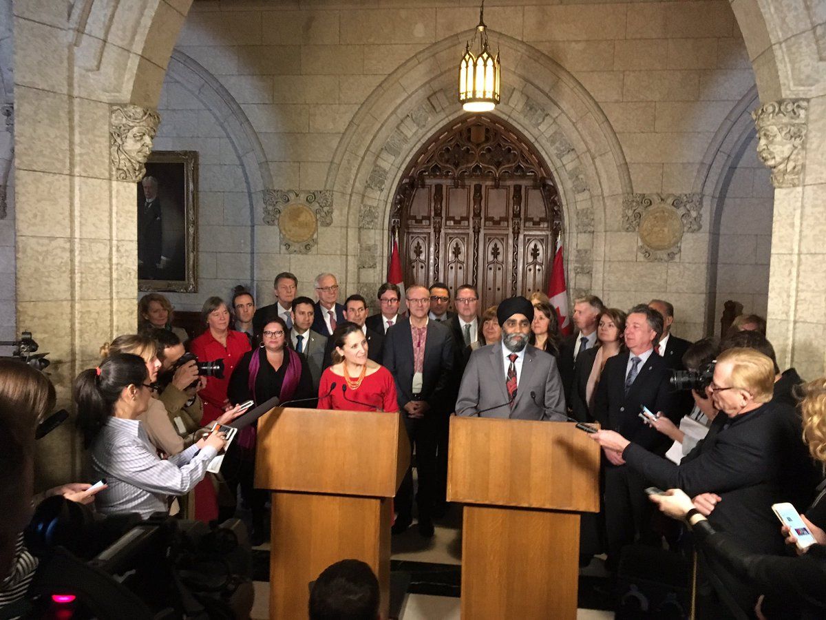 Канада залишить військових інструкторів в Україні на 2 роки