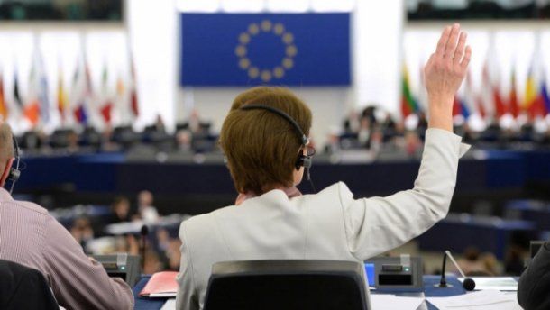 Комітет Європарламенту затвердив безвізовий режим для України