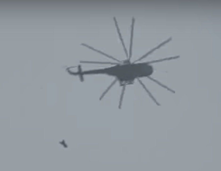 В сирійській провінції Хама впали бомби, ЗМІ повідомляють про нову хімічну атаку (відео)