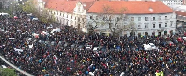 У Братиславі протестують проти корупції уряду Фіцо