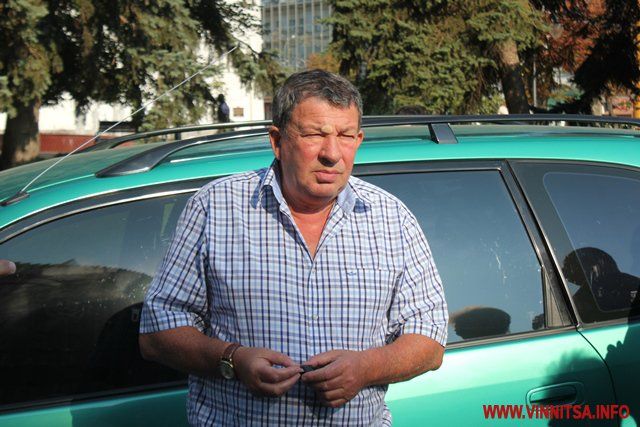 Батько-пенсіонер Володимира Гройсмана має більше 37 мільйонів гривень заощаджень