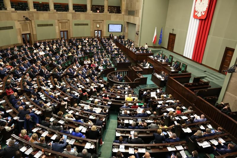 У Польщі ухвалили нові правила працевлаштування для українців