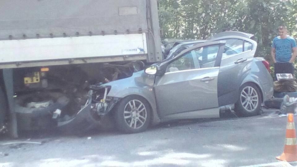 Під Черкасами загинула в аварії вся родина