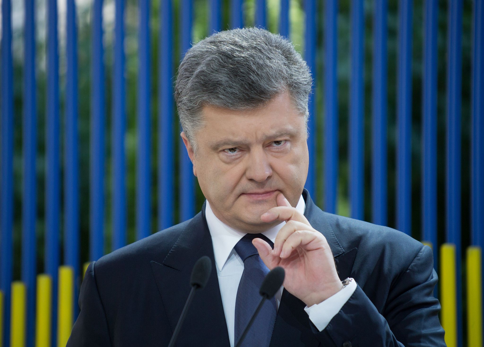 Порошенко запропонував львівським школярам поїхати на Донбас (відео)