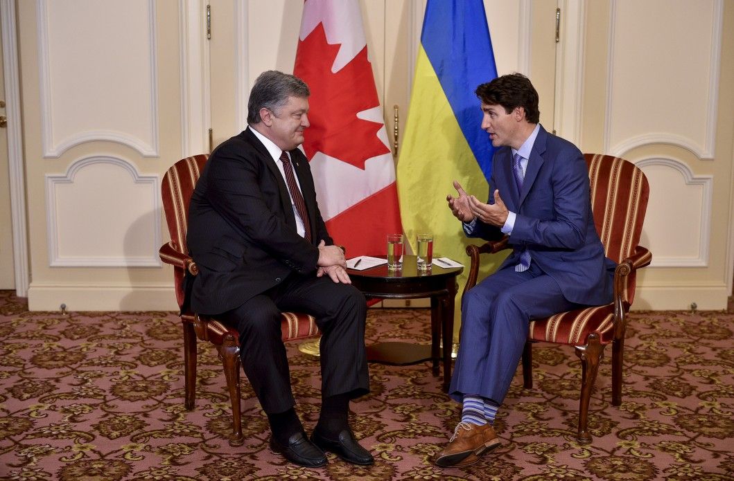 Порошенко і Трюдо обговорили безвіз України з Канадою