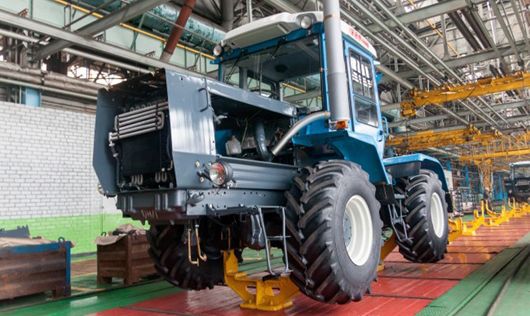 ХТЗ планує випустити до кінця року тисячу тракторів