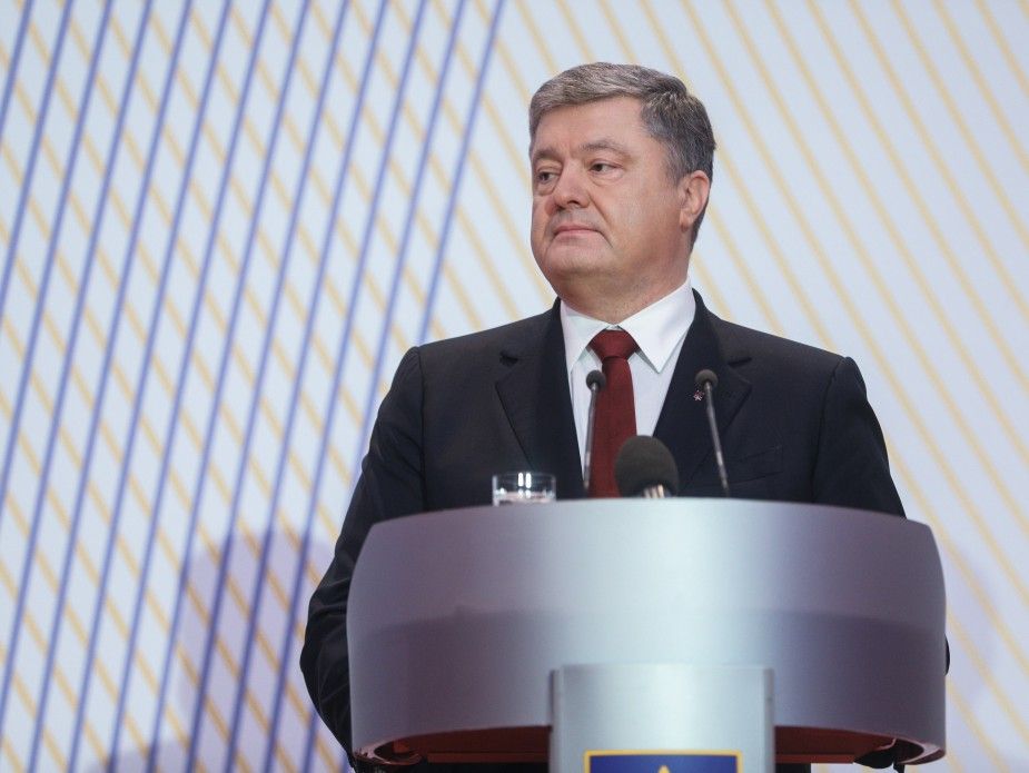 Порошенко передав у Раду проект закону про Антикорупційний суд