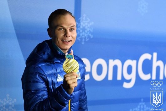 «Золоті» заслуги: Олександр Абраменко продовжує отримувати нагороди за олімпійський тріумф