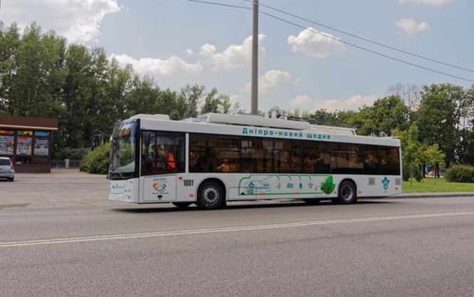 У Чернівцях тестують тролейбуси «Дніпро Т203» на автономному ходу