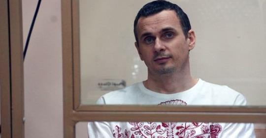 Олега Сенцова в Росії вимушені були визнати громадянином України