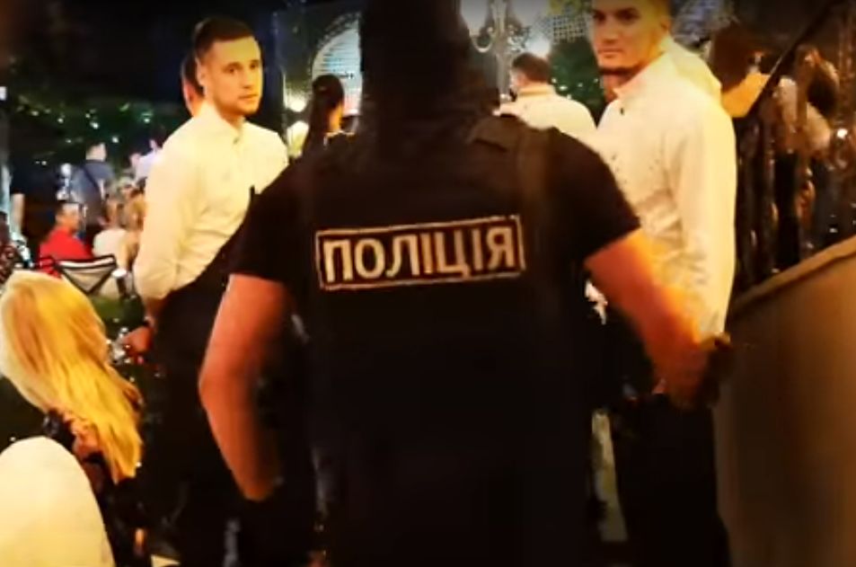 В Одесі вечірку Playboy зупинили поліція через заборонені азартні ігри