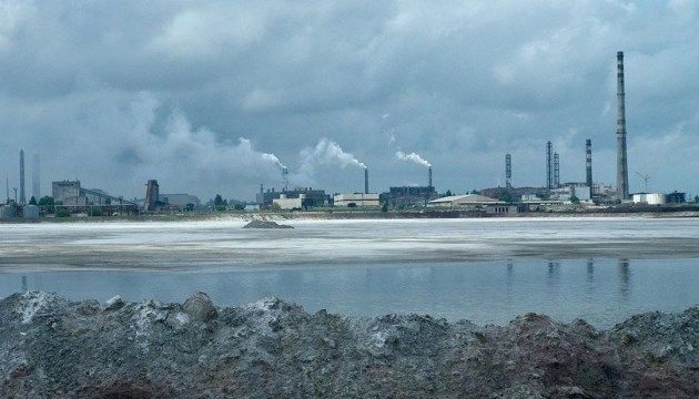 Окупанти називають 6 потенційних джерел забруднення повітря на півночі Криму