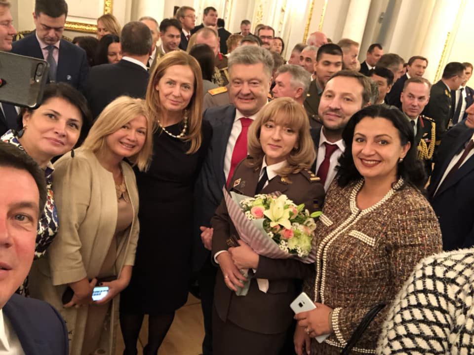 Перша жінка - генерал в Україні: Людмила Шугалей отримала звання від Порошенка (фото)
