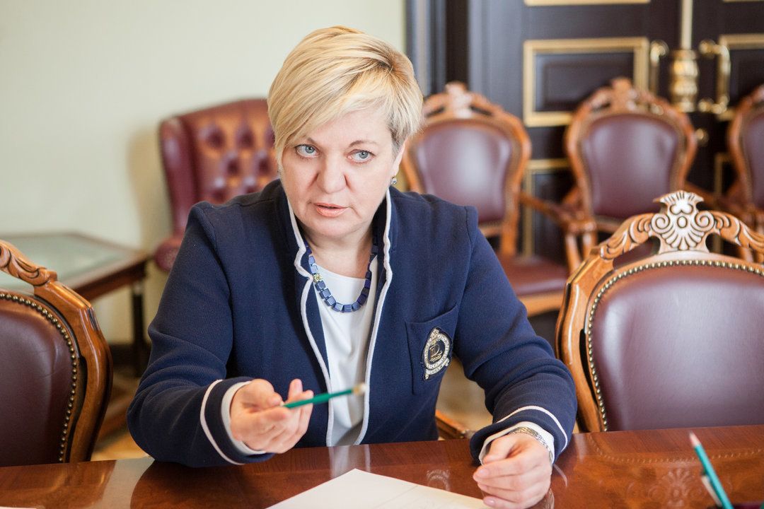 Гонтарева обізвала Тимошенко «балакучою головою»