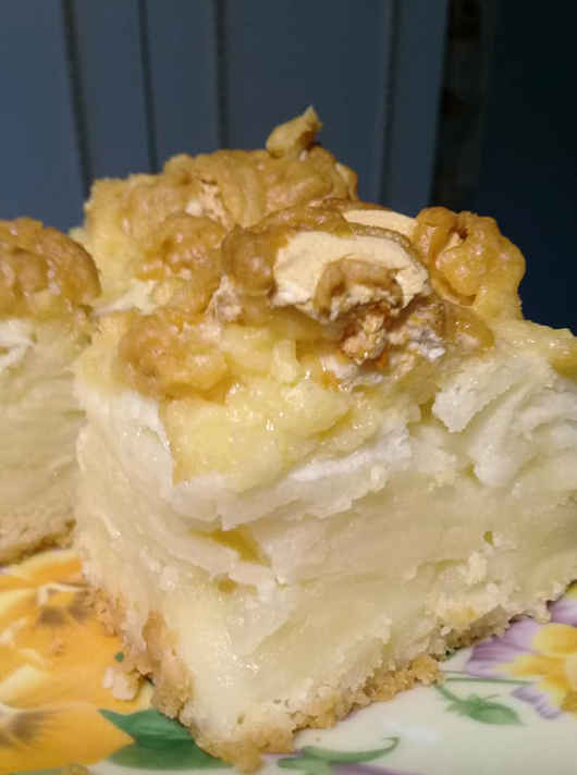 Смачний яблучний торт-пиріг або найсмачніший пиріг з яблуками