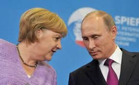 Меркель говоритиме з Путіном про розблокування Азову та звільнення українських моряків (відео)