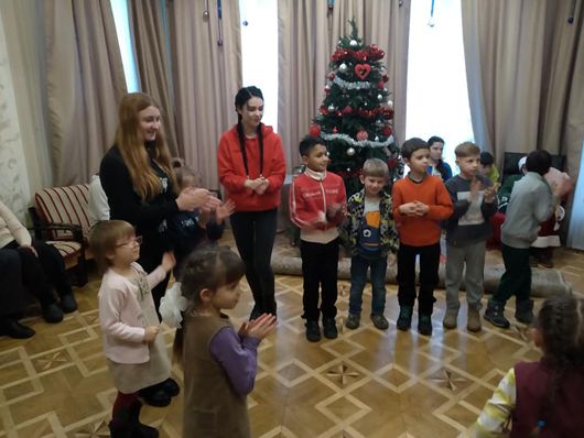 Студентки зініціювали гостини до дітей у центр соціально-психологічної реабілітації «Отчий дім» на Київщині