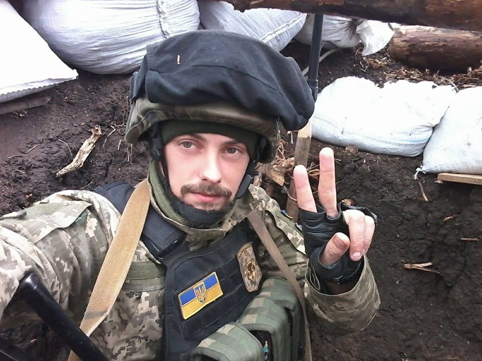 Євген Тоненьков загинув від кулі снайпера поблизу Кримського (відео)