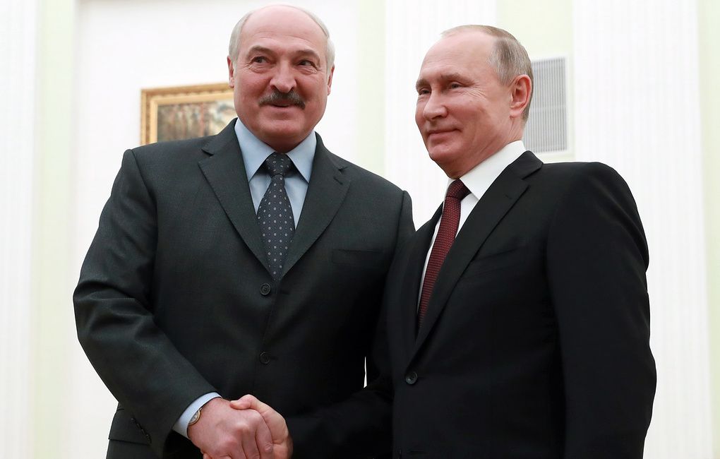 Путін і Лукашенко зустрілися під Новий рік: у Білорусі переполох через здачу країни Росії