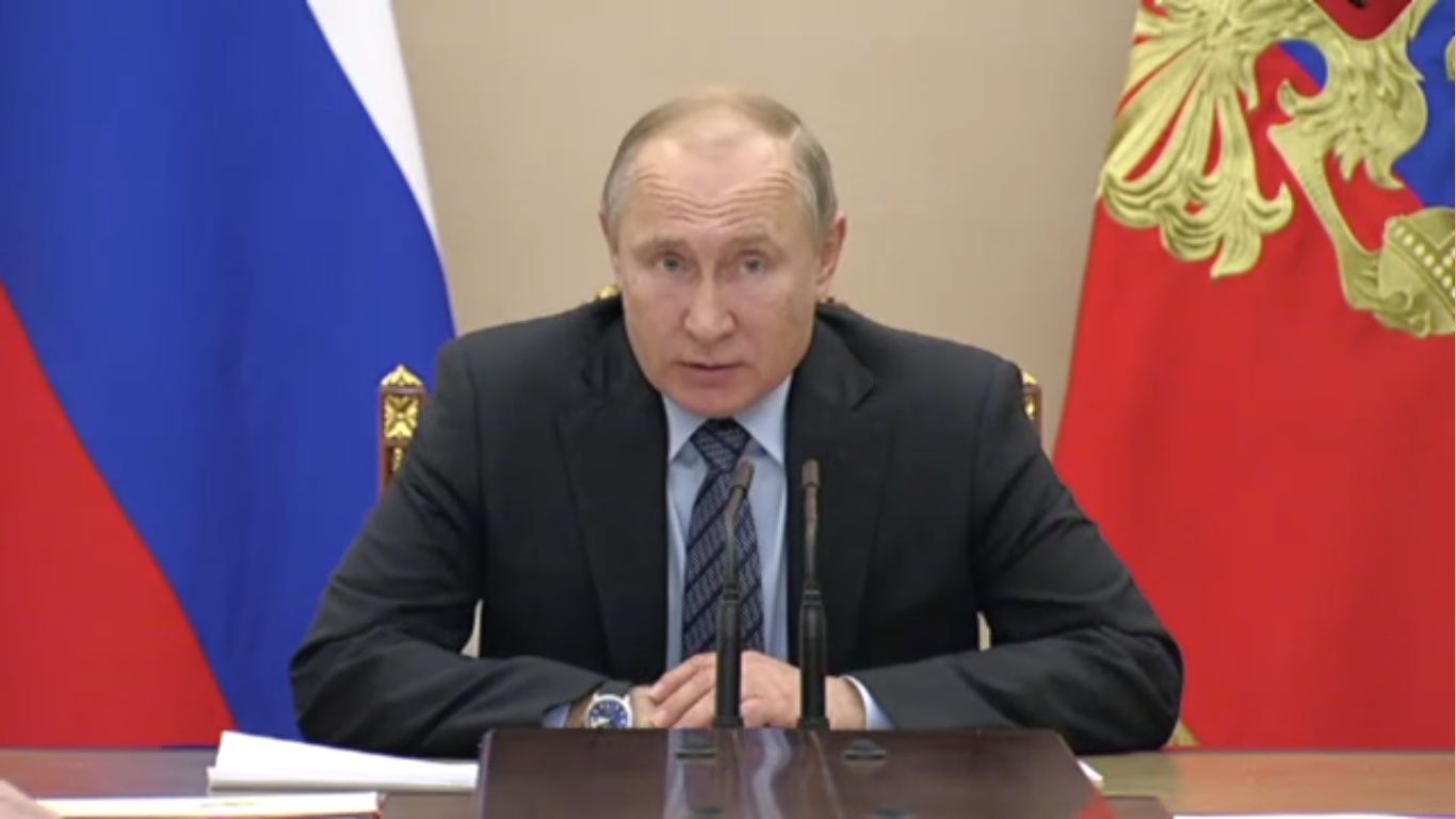 Рейтинг довіри до Путіна в Росії впав до 15-річного мінімуму