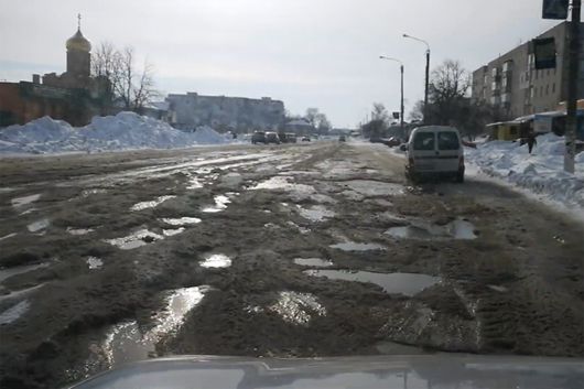 На Черкащині діри на відремонтованих дорогах лататимуть за гарантією
