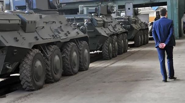 Юрій Луценко підтвердив, що деталі для армії завозять контрабандою з Росії