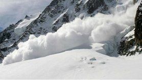 Рятувальники попереджають про значну небезпеку лавин у Карпатах