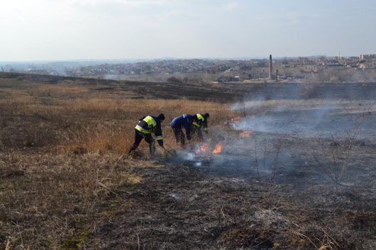 Підвищення штрафів не допомогло: українці продовжують спалювати сміття де-інде