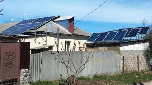 Електростанція на даху: як господарі приватних будинків можуть економити і навіть заробляти на сонячних панелях